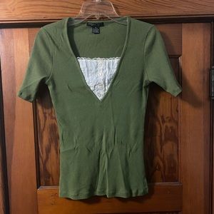 Ladies Reference Point New York Green V-Neck Pullover Top Size Medium